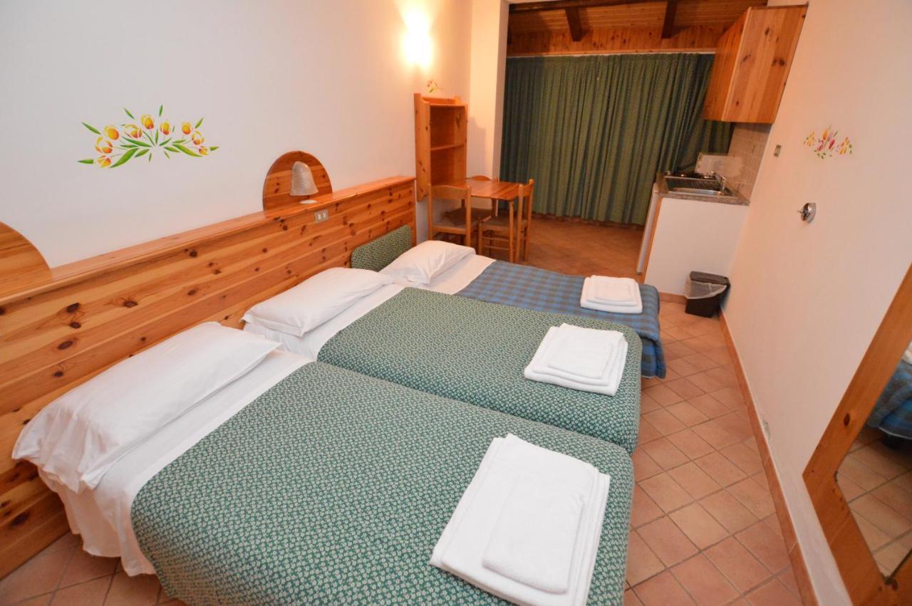 Villaggio L'Olivara 特罗佩阿 外观 照片